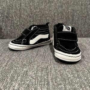 INFANT SK8-HI CRIB